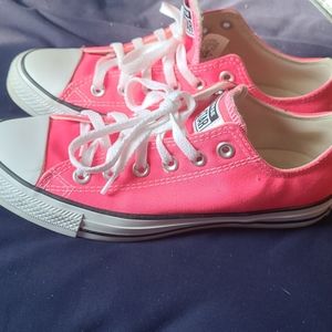 Converse low top bright pink sneakers